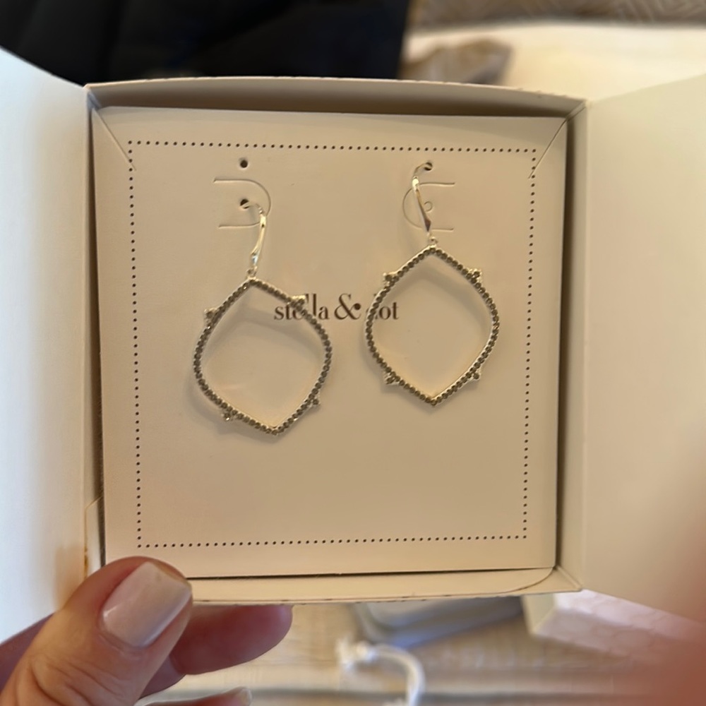 Stella and dot silver color earrings with sparkle